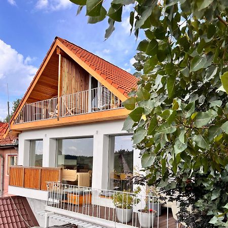 Shard Boutique Hotel-Adult Only Brasov Ngoại thất bức ảnh