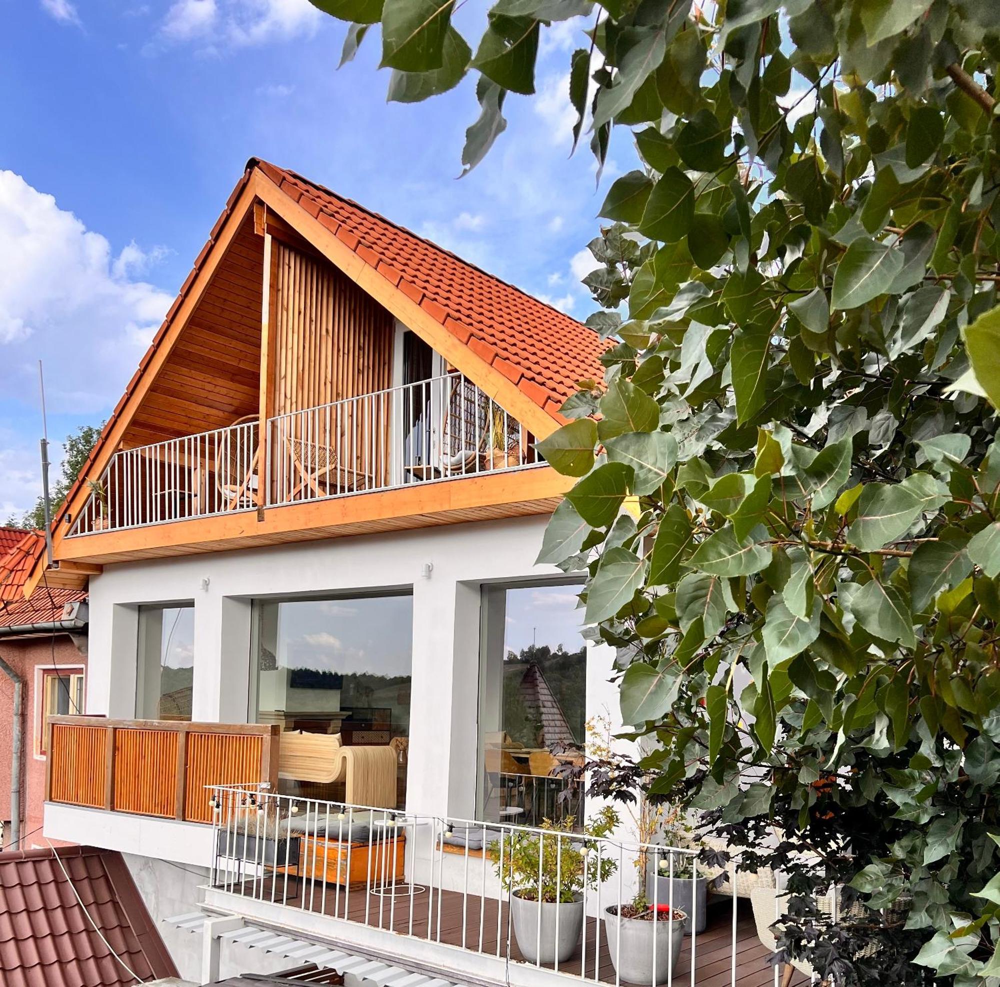 Shard Boutique Hotel-Adult Only Brasov Ngoại thất bức ảnh